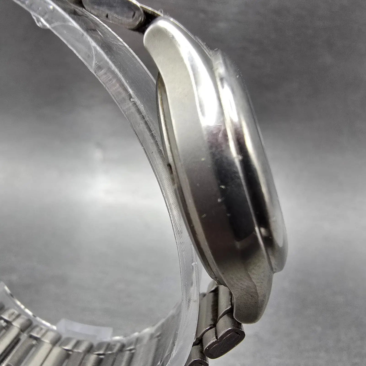 Elgin Solar Watch Women 29mm Gray Dial Titanium Daydate Round FK-1202 Works3
