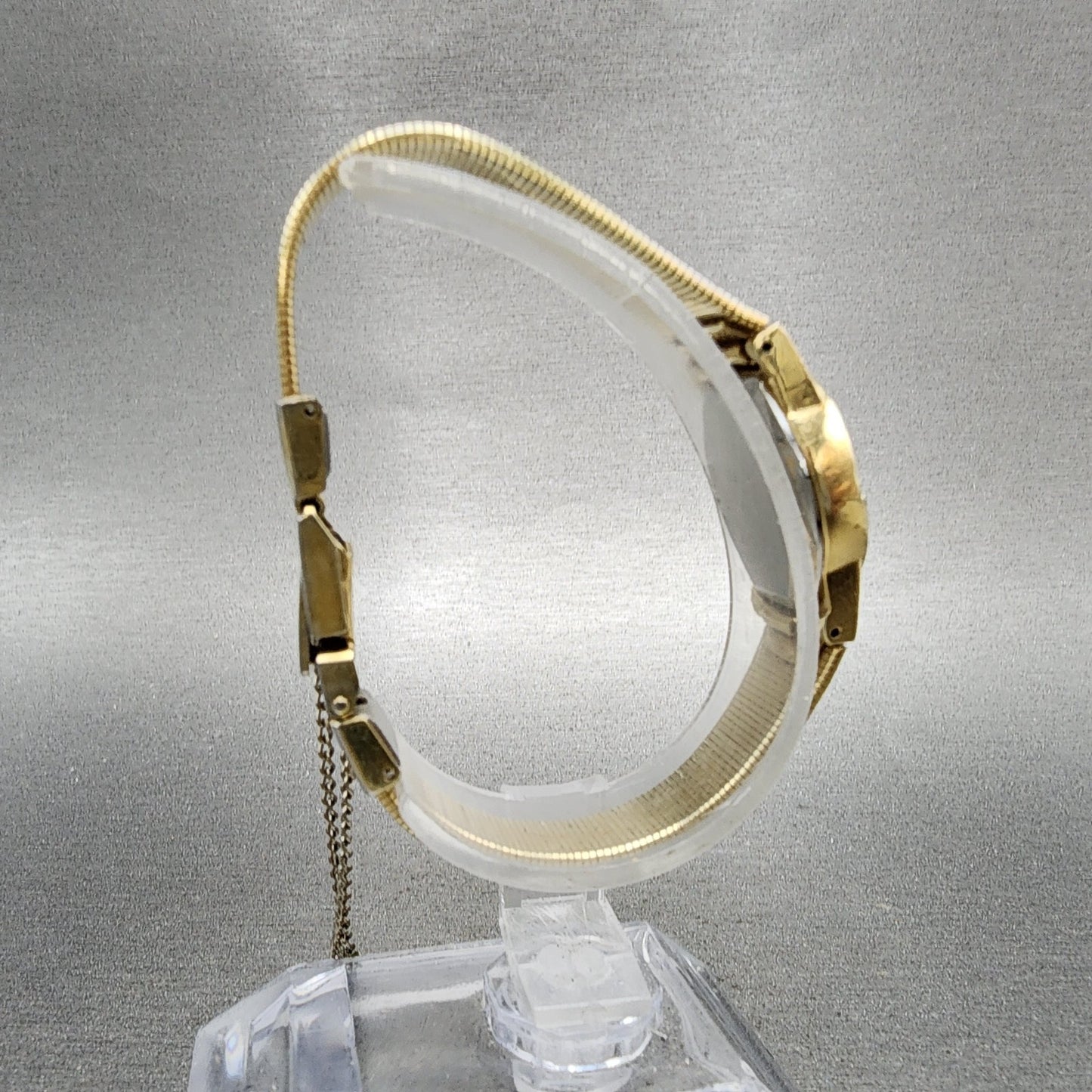Seiko Watch Women 17mm Gold Dial Gold Tone Oval 14005219 New Battery VTG8
