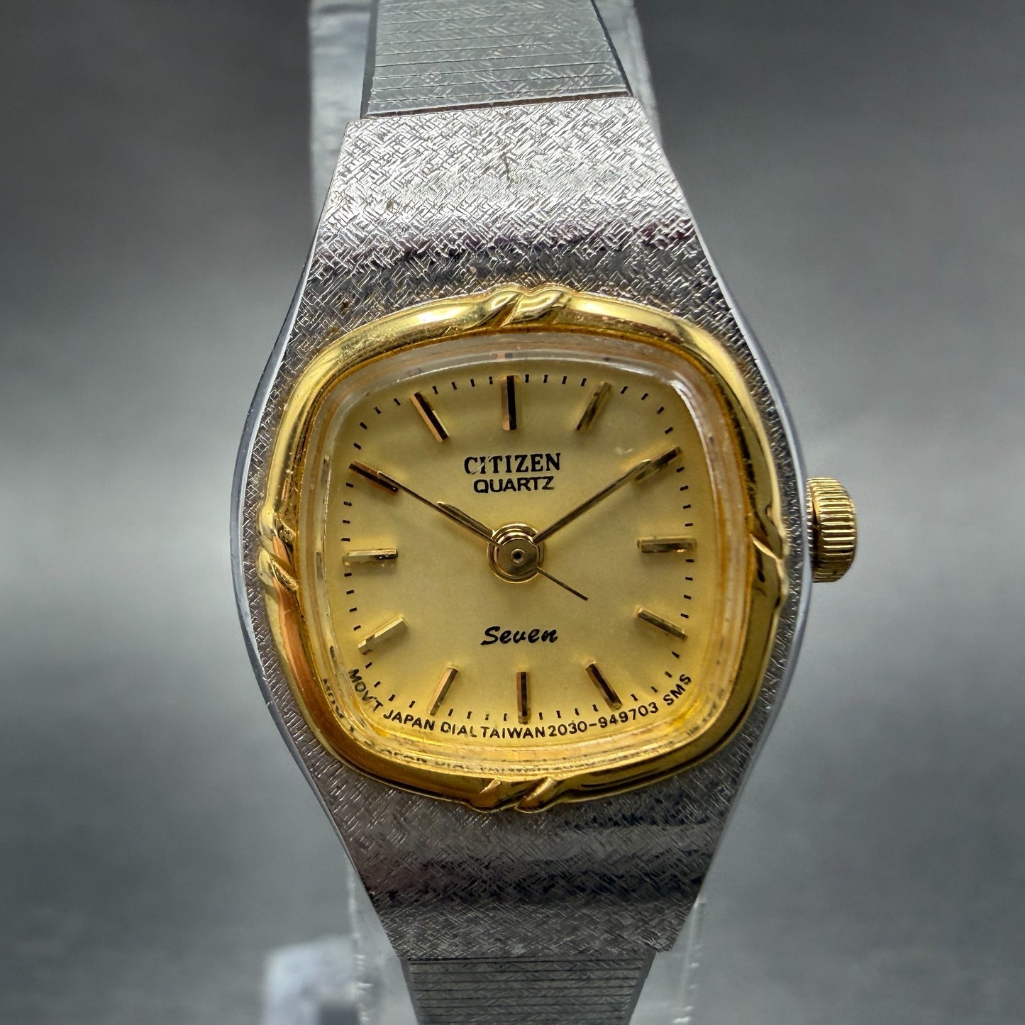 Citizen Seven Watch Women 19mm Gold Dial Two Tone 2030-944879 New Battery0