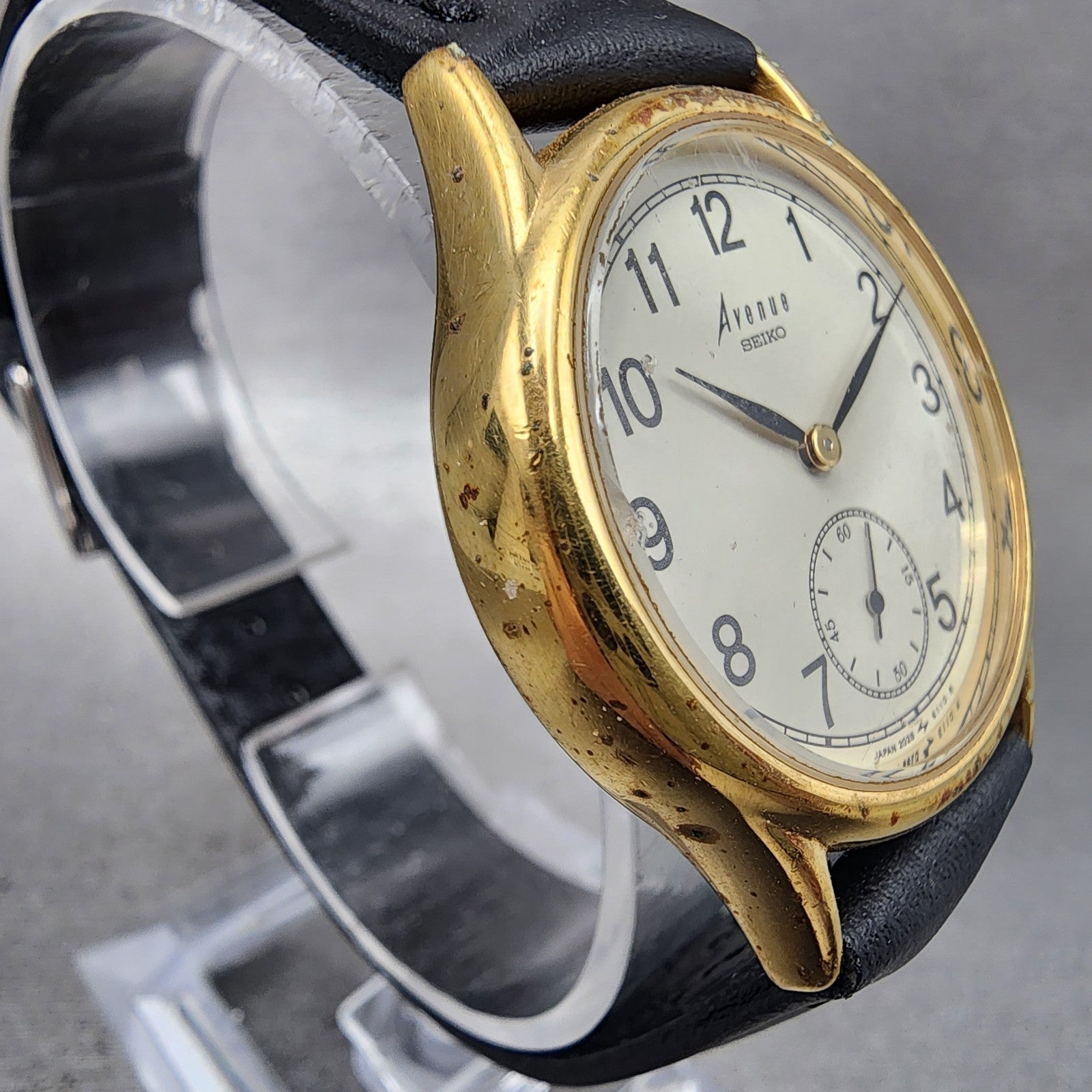 Seiko Avenue Watch Men 31mm White Dial Gold Tone Round 2g286090 New Battery3