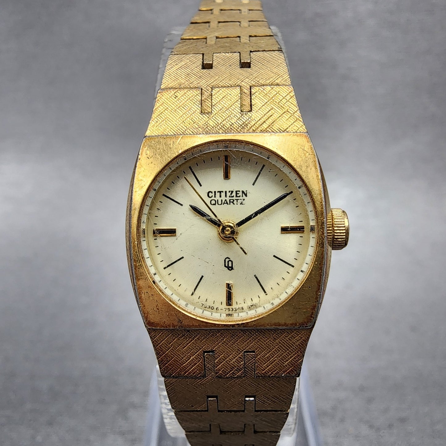 Citizen CQ Watch Women 18mm Champagne Dial Gold Tone 4752457 New Battery0