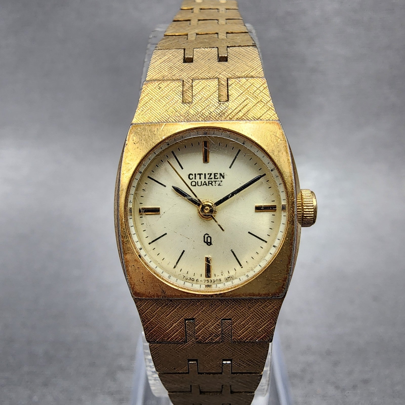Citizen CQ Watch Women 18mm Champagne Dial Gold Tone 4752457 New Battery0