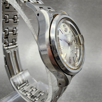 Seiko Chorus Watch Women 25mm Silver Dial Silver Tone Date Manual 2118-0200 Runs