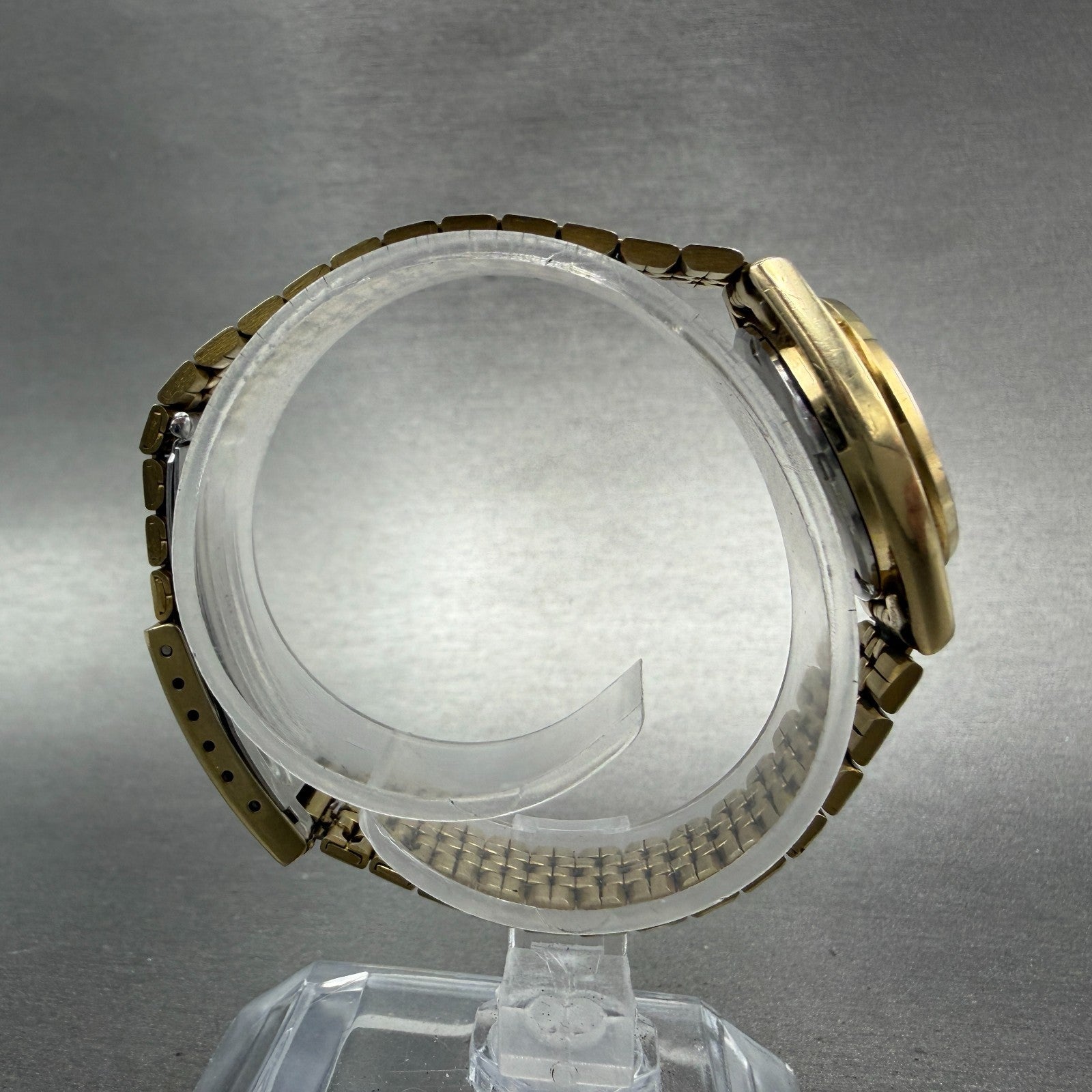 Seiko Watch Women 24mm Gold Dial Gold Tone Date Round 3Y02-0010 New Battery8