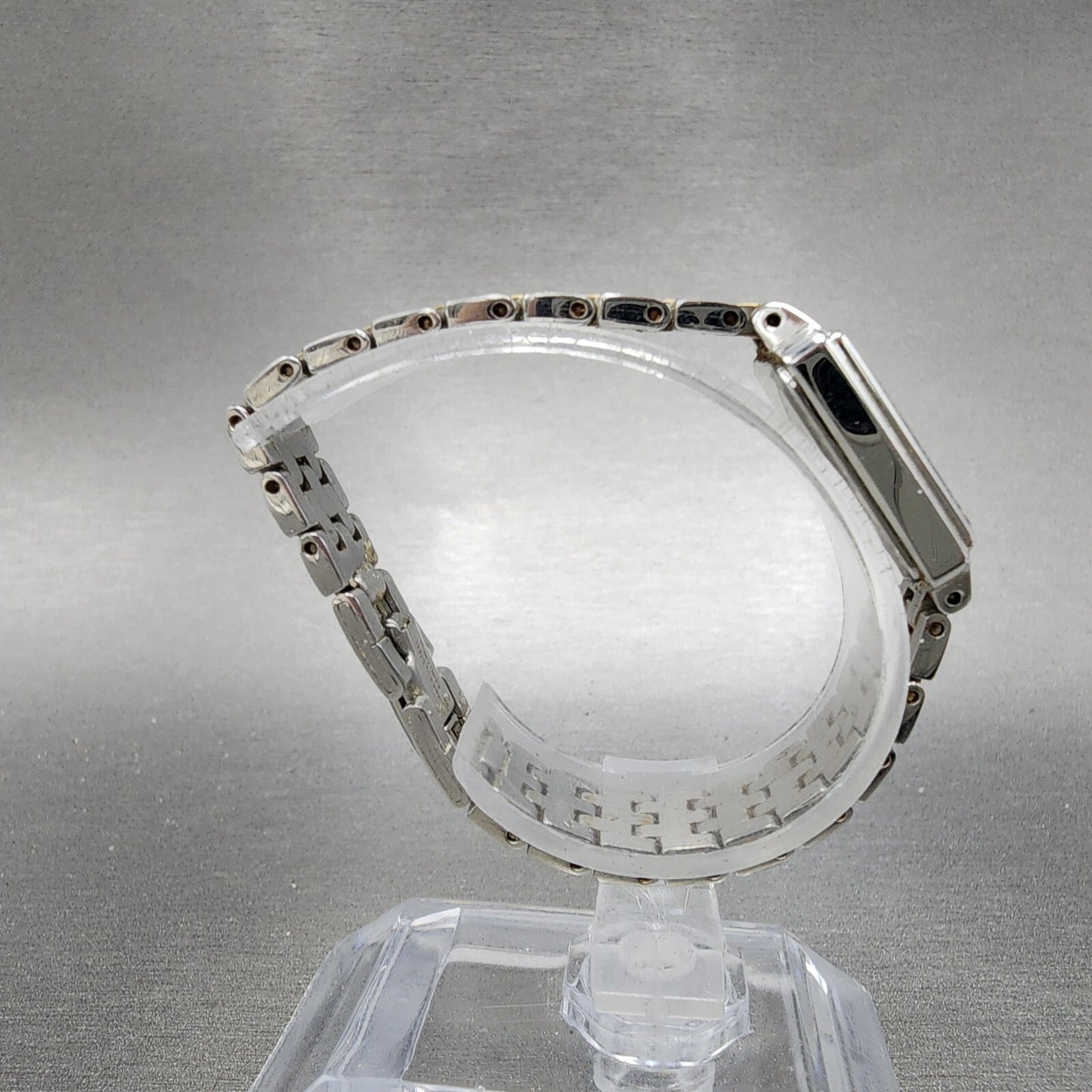 Seiko Tank Watch Women 16mm White Dial Two Tone Rectangle 1N010FH0 New Battery8