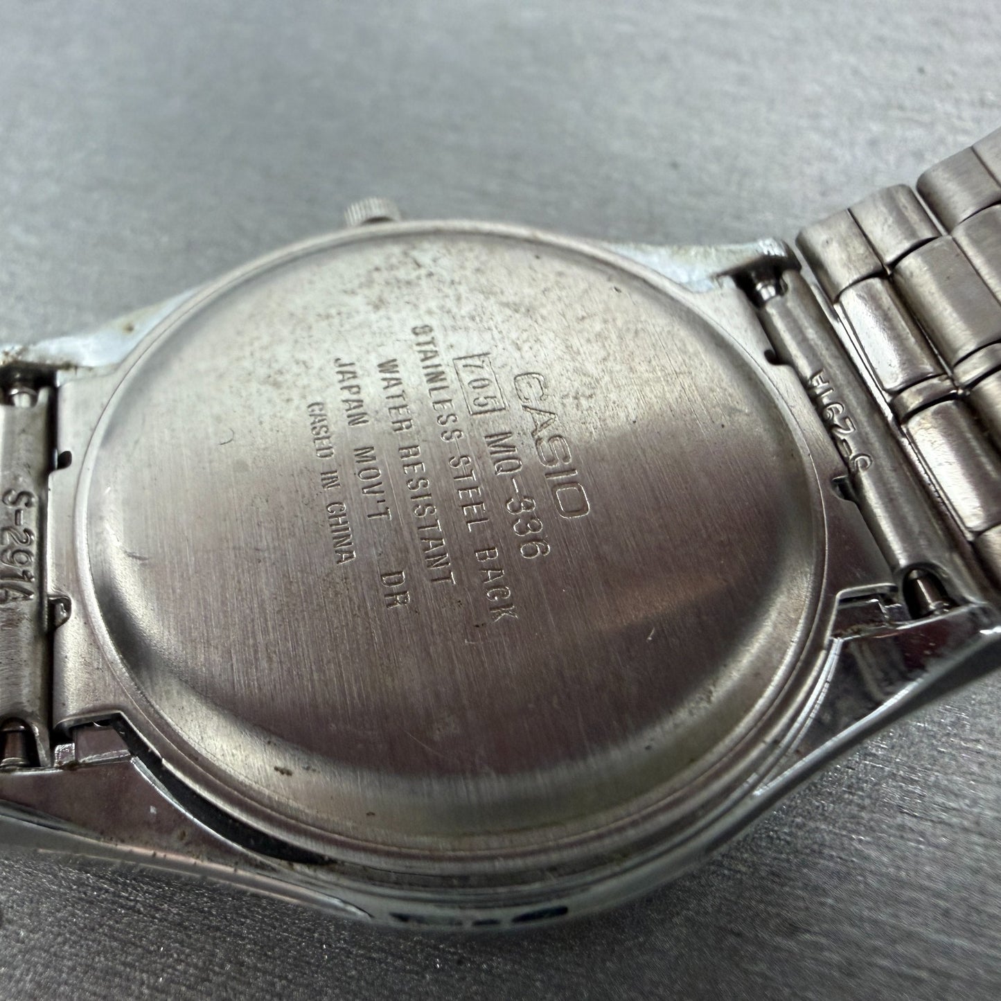 Casio MQ-336 Watch Men 33mm White Dial Silver Tone Round New Battery Vintage OPI9