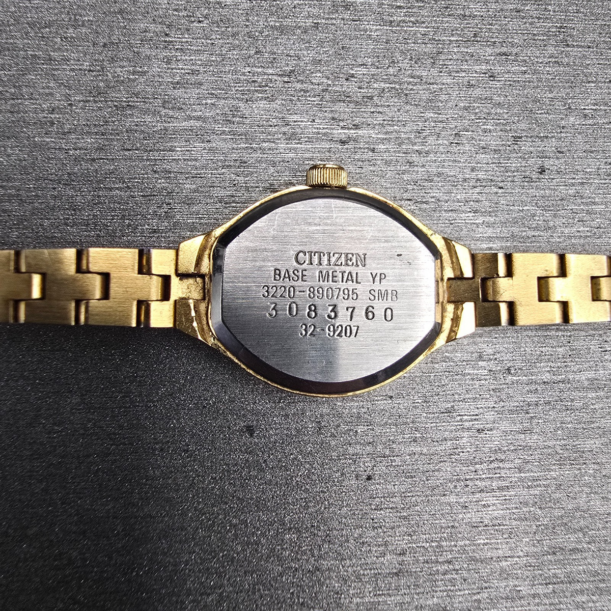 Citizen CQ Watch Women 17mm Champagne Dial Gold Tone Round 3220-890795 New Batt210