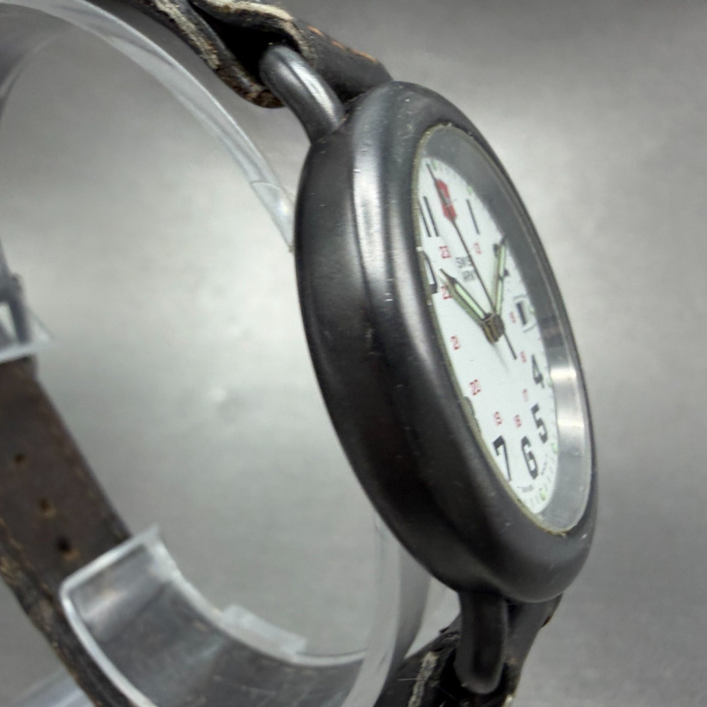 Victorinox Swiss Army Cavalry Watch Men 37mm White Dial Black Tone PARTS KPO4