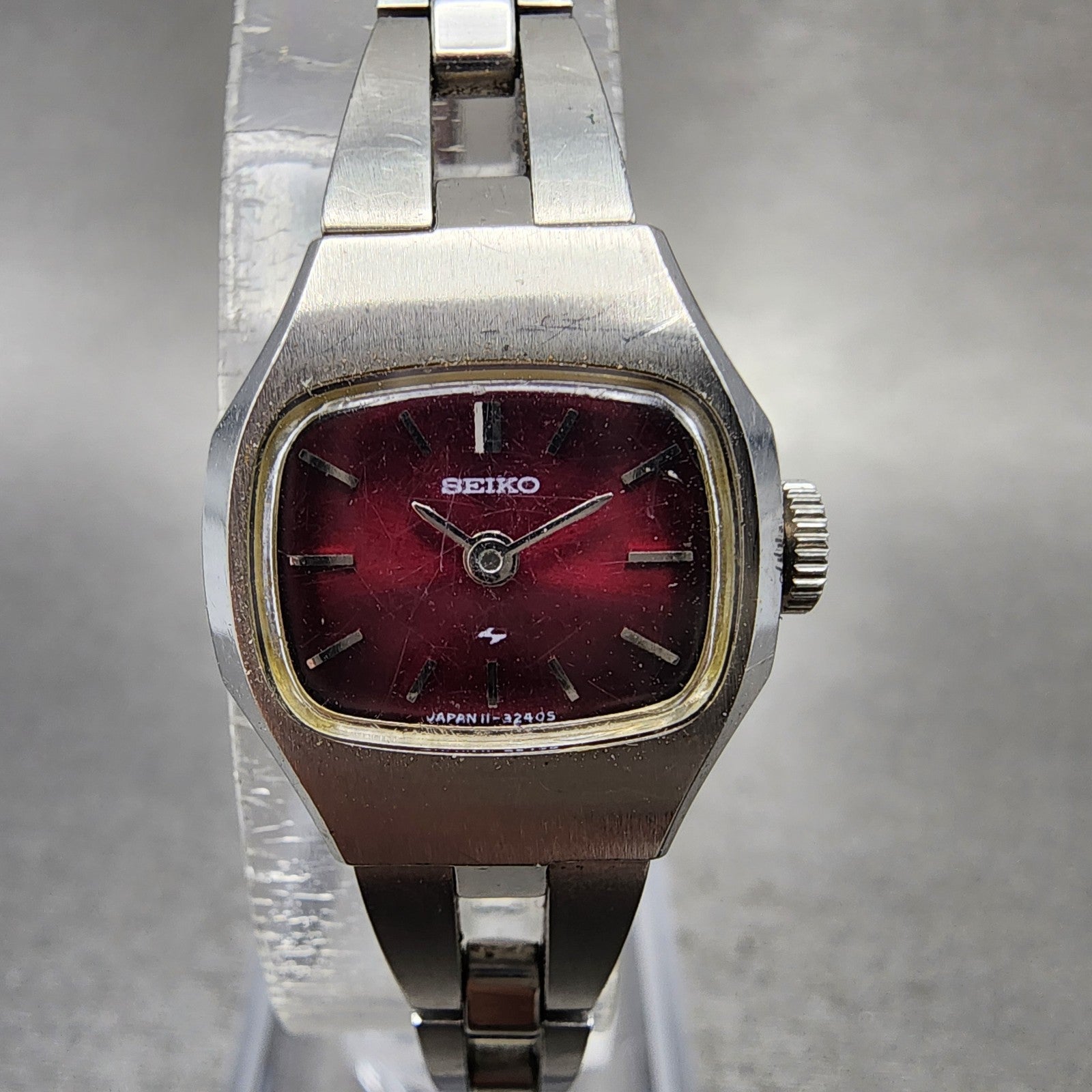 Seiko Watch Women 18mm Red Dial Stainless Steel Rectangle Manual Wind Runs VTG0
