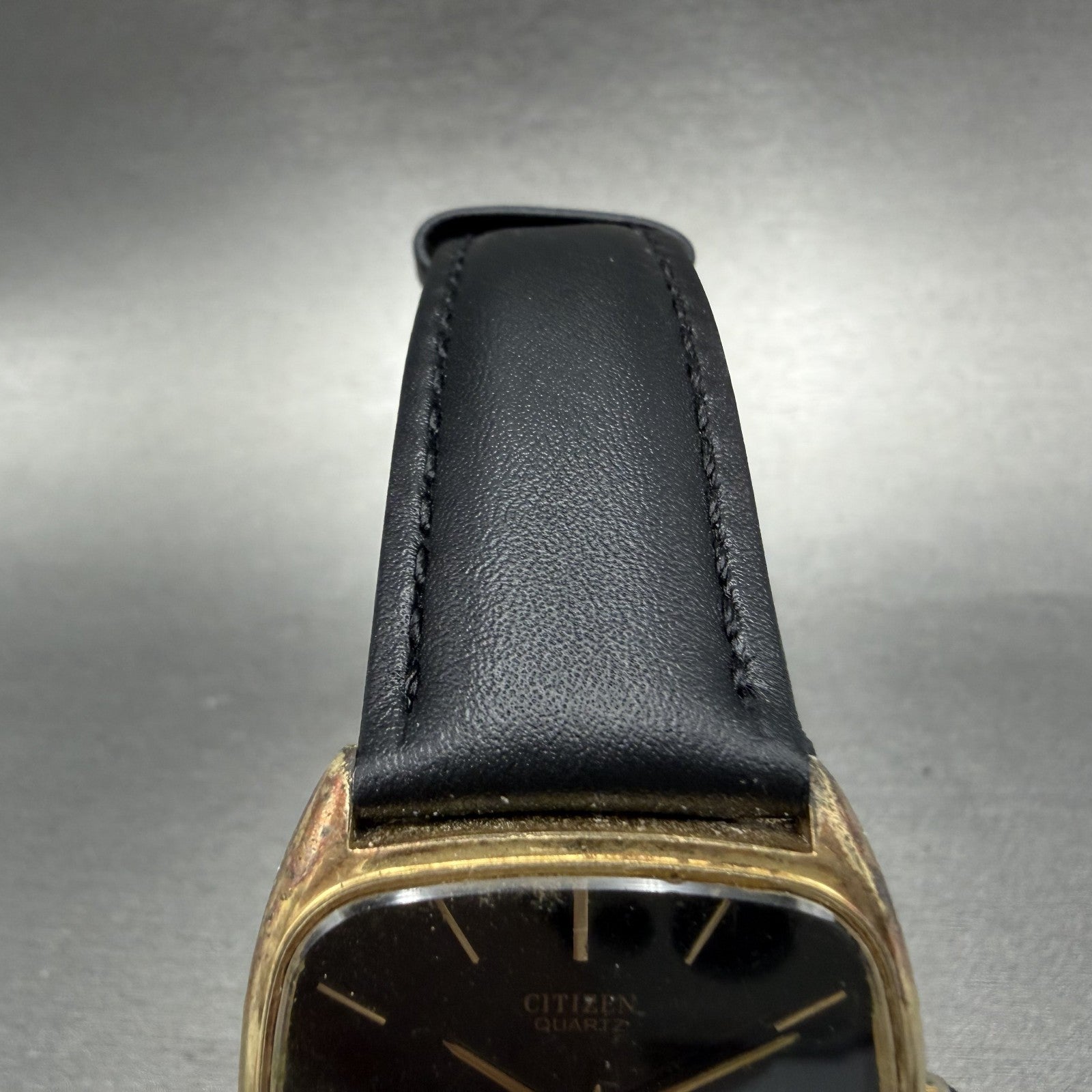 Citizen CQ Watch Men 32mm Black Dial Gold Tone Recatngle 4-795547 New Battery4