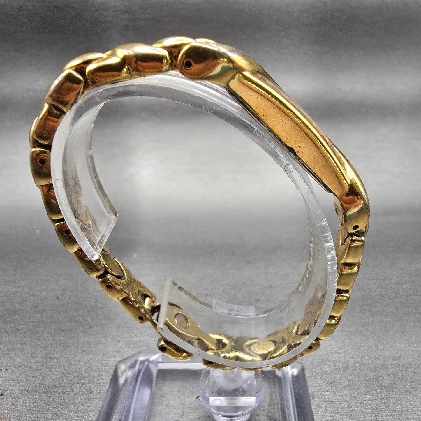 Seiko Half moon Watch Women 15mm Gold Dial Gold Asymmetrical 1F20-6C99 New Batt8