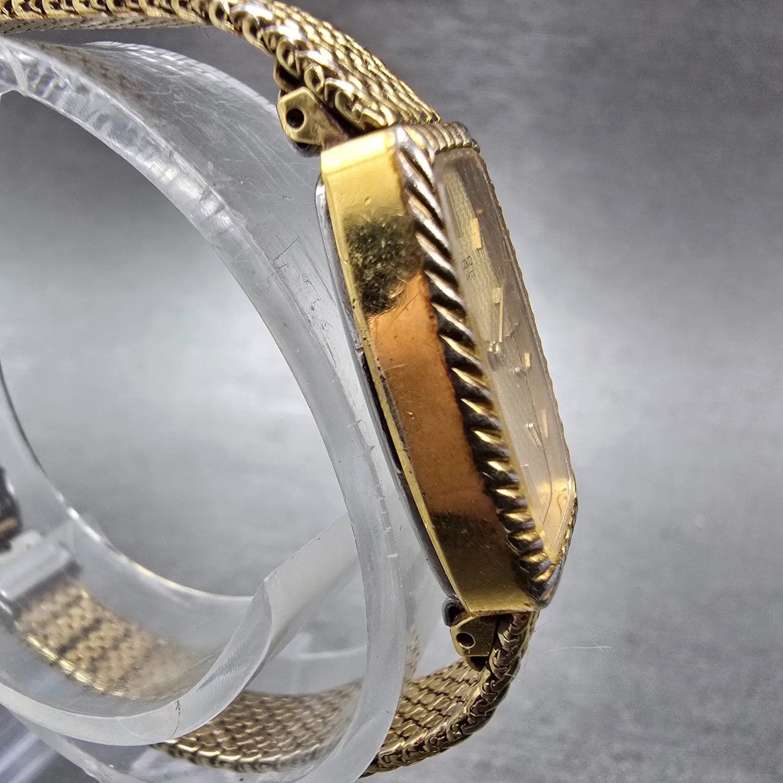 Seiko Tank Watch Women 14mm Champagne Dial Gold Tone 1320-5959 New Battery VTG H3