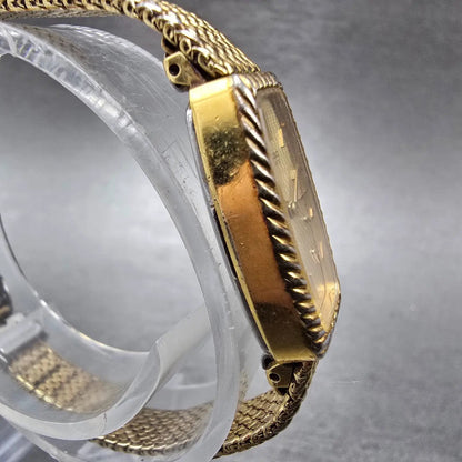 Seiko Tank Watch Women 14mm Champagne Dial Gold Tone 1320-5959 New Battery VTG H3