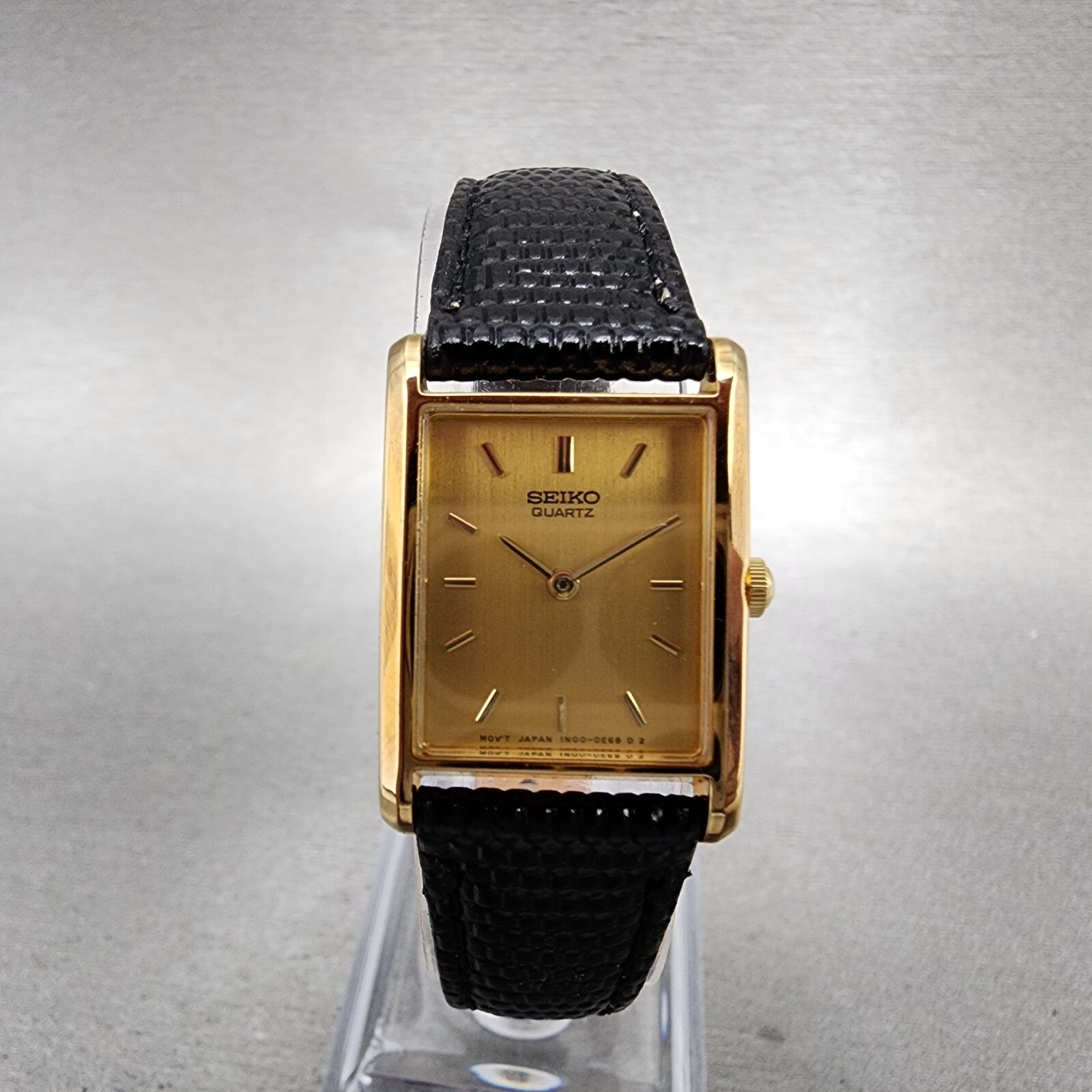 Seiko Tank Watch Women 18mm Gold Dial Gold Tone Rectangle 1N005B50 New Battery0