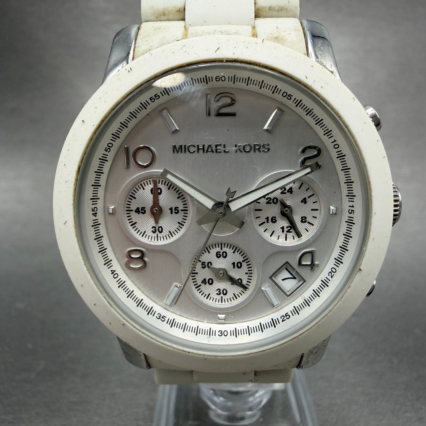 Michael Kors Chronograph Watch Women 39mm Silver Dial Steel MK-5423 New Battery0