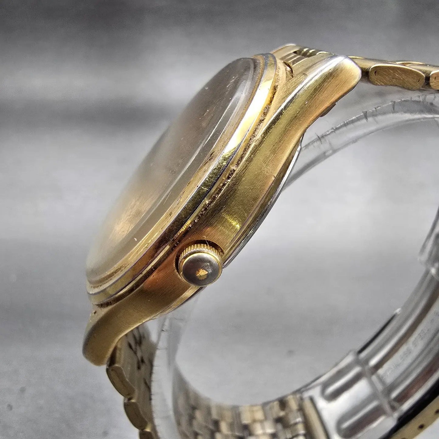 Seiko SQ Watch Men 35mm Gold Dial Gold Tone Daydate Round 5Y23-8049 New Battery2