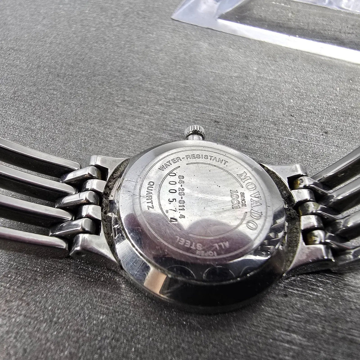 Movado Esperanza Watch Women 23mm Black Dial Two Tone Round 84-25-811.4 New Batt9