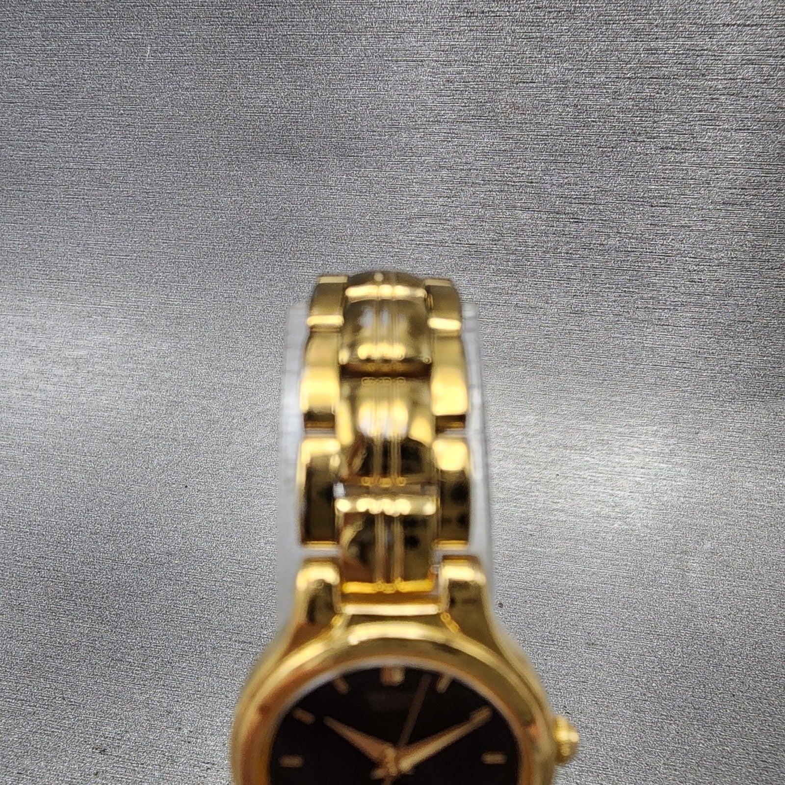 Seiko Watch Women 21mm Black Dial Gold Tone Round V4011111 New Battery4