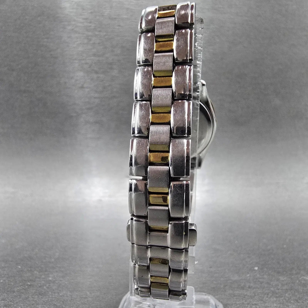 Citizen Eco-Drive Watch Women 26mm MOP Dial Two Tone Diamonds E011-S057639 Works7