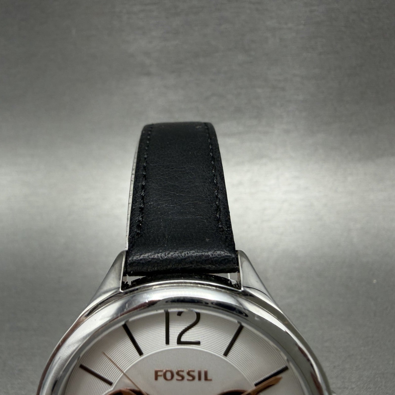 Fossil Watch Women 36mm White Dial Silver Tone Daydate Round BQ3248 New Battery4