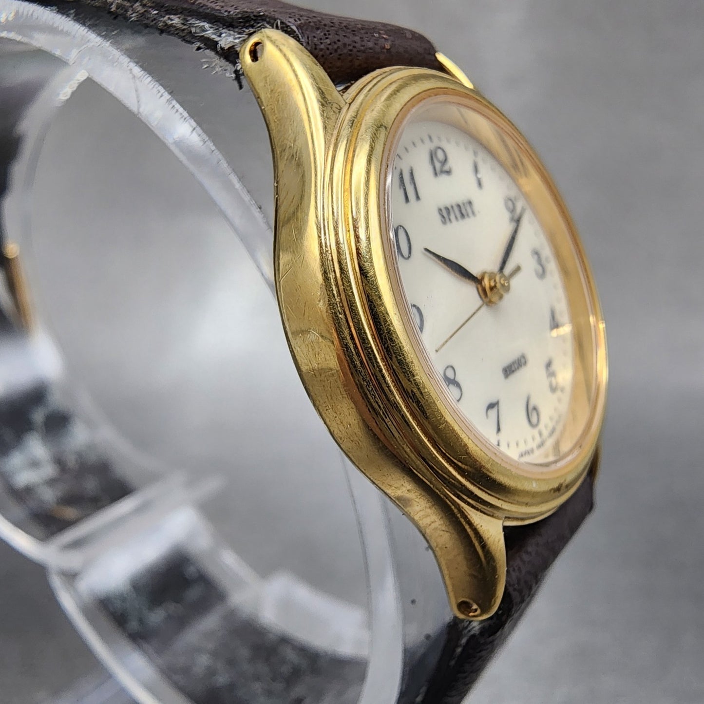Seiko Spirit Watch Women 24mm White Dial Gold Tone 4n210540 New Battery3