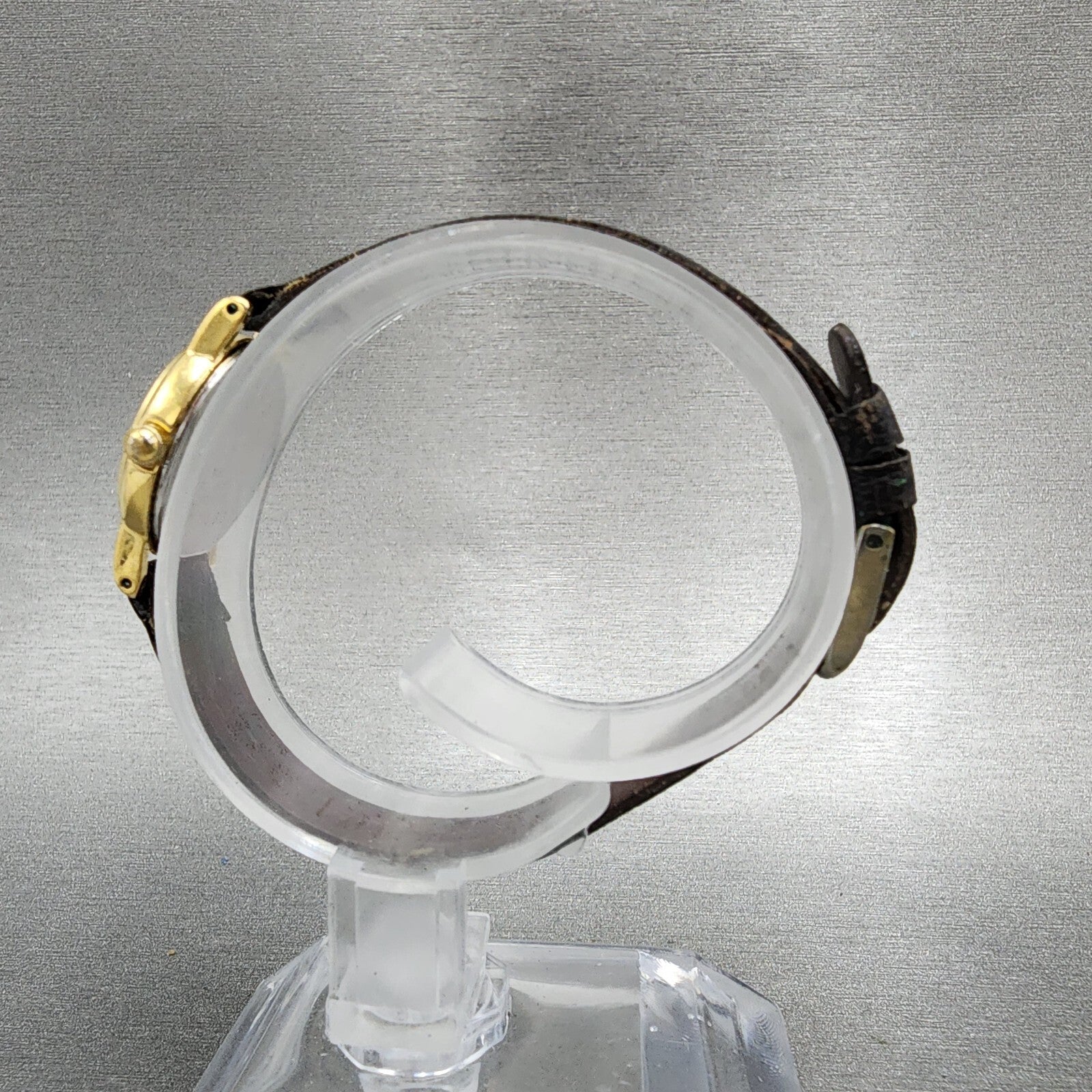 Seiko Watch Women 18mm Gold Dial Gold Tone Oval 2Y005C29 New Battery VTG6