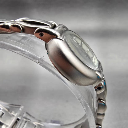 Bulova Watch Women 20mm MOP Dial Silver Tone Round 96L90 New Battery Bracelet3