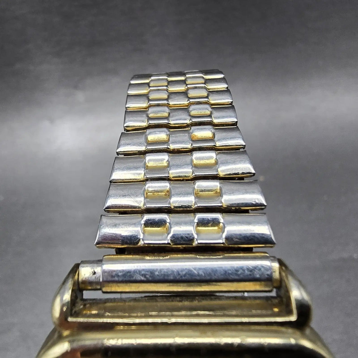 Timex Tank Watch Men 30mm White Dial Gold Rectangle Daydate Indiglo New Battery4
