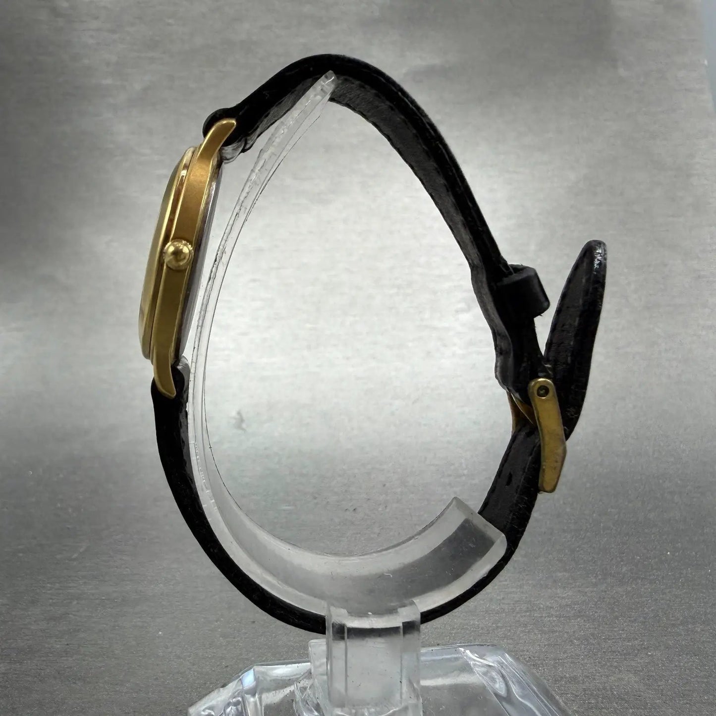 Movado Museum Watch Women 26mm Black dial Gold Tone 87-EA-0814 New Battery VTG6