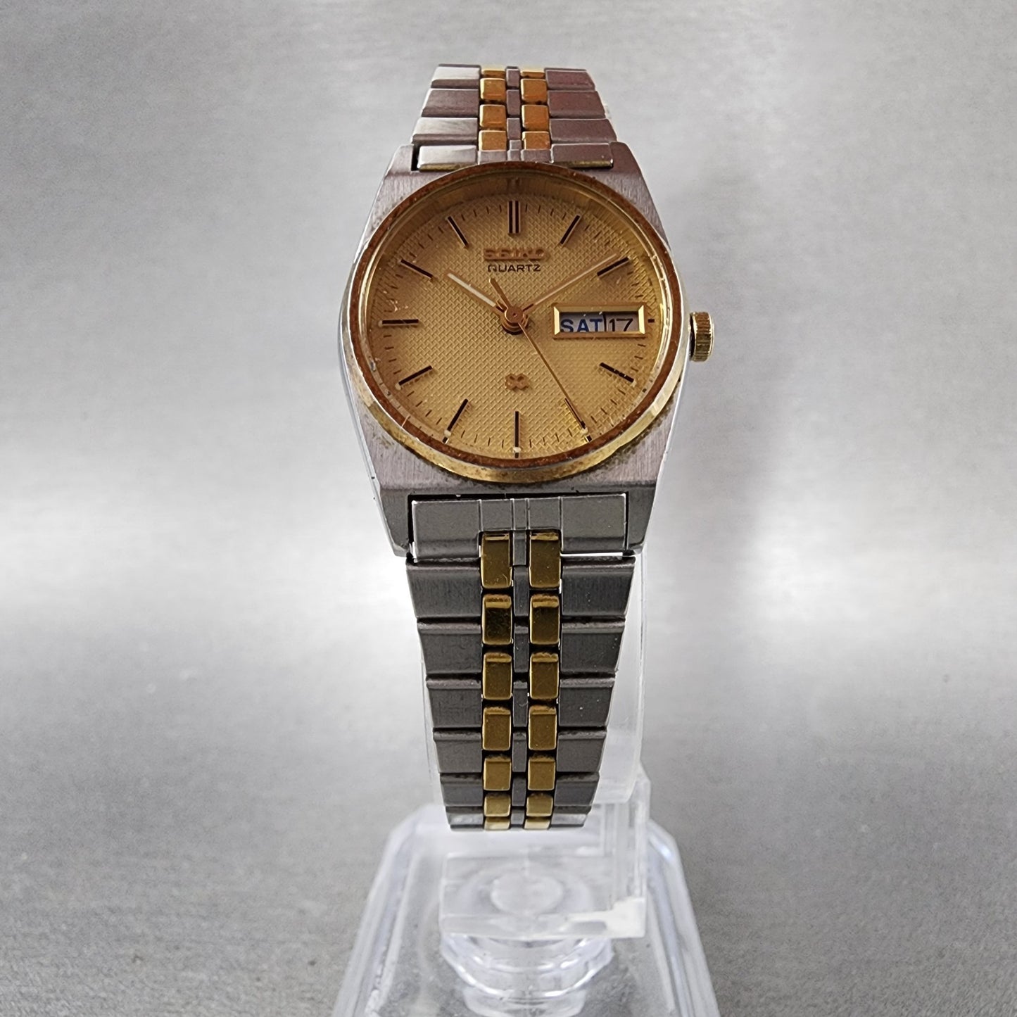 Seiko SQ Watch Women 23mm Champagne Dial Two Tone Dyadate 2a230029 New Batt ABC5
