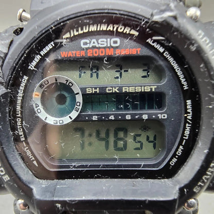 Casio G-Shock DW-9052 Watch Men 47mm Black Dial Alarm Chronograph New Battery LP1