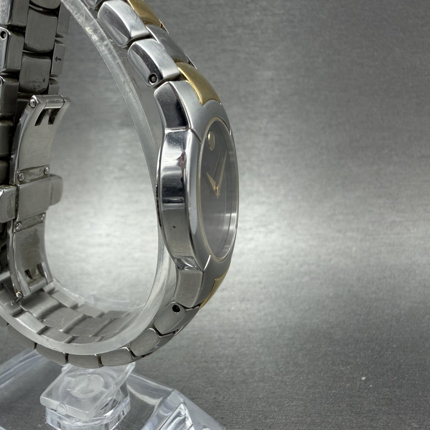 Movado Museum Watch Women 25mm Black Dial Two Tone Round 81 A1 1842 New Battery3