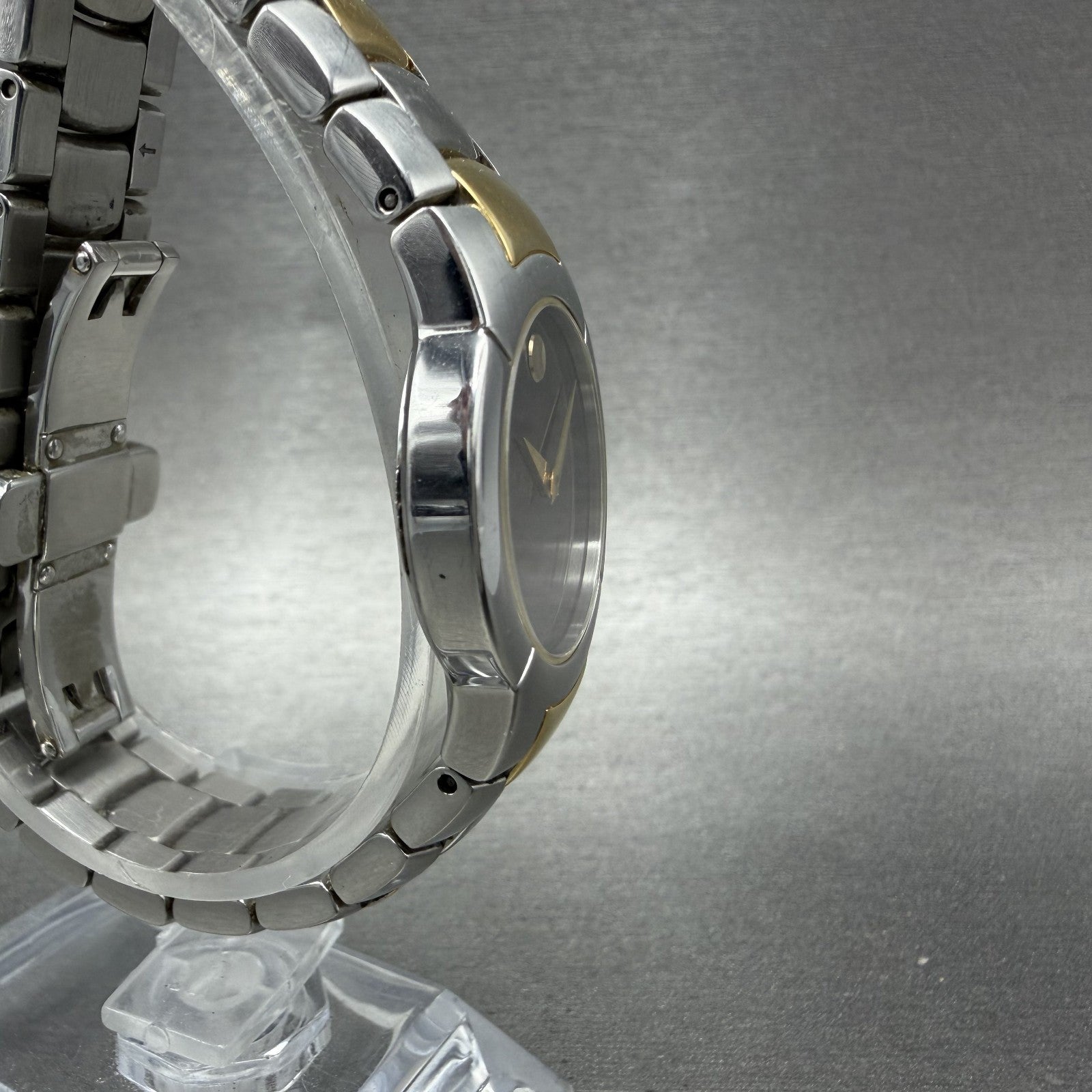 Movado Museum Watch Women 25mm Black Dial Two Tone Round 81 A1 1842 New Battery3