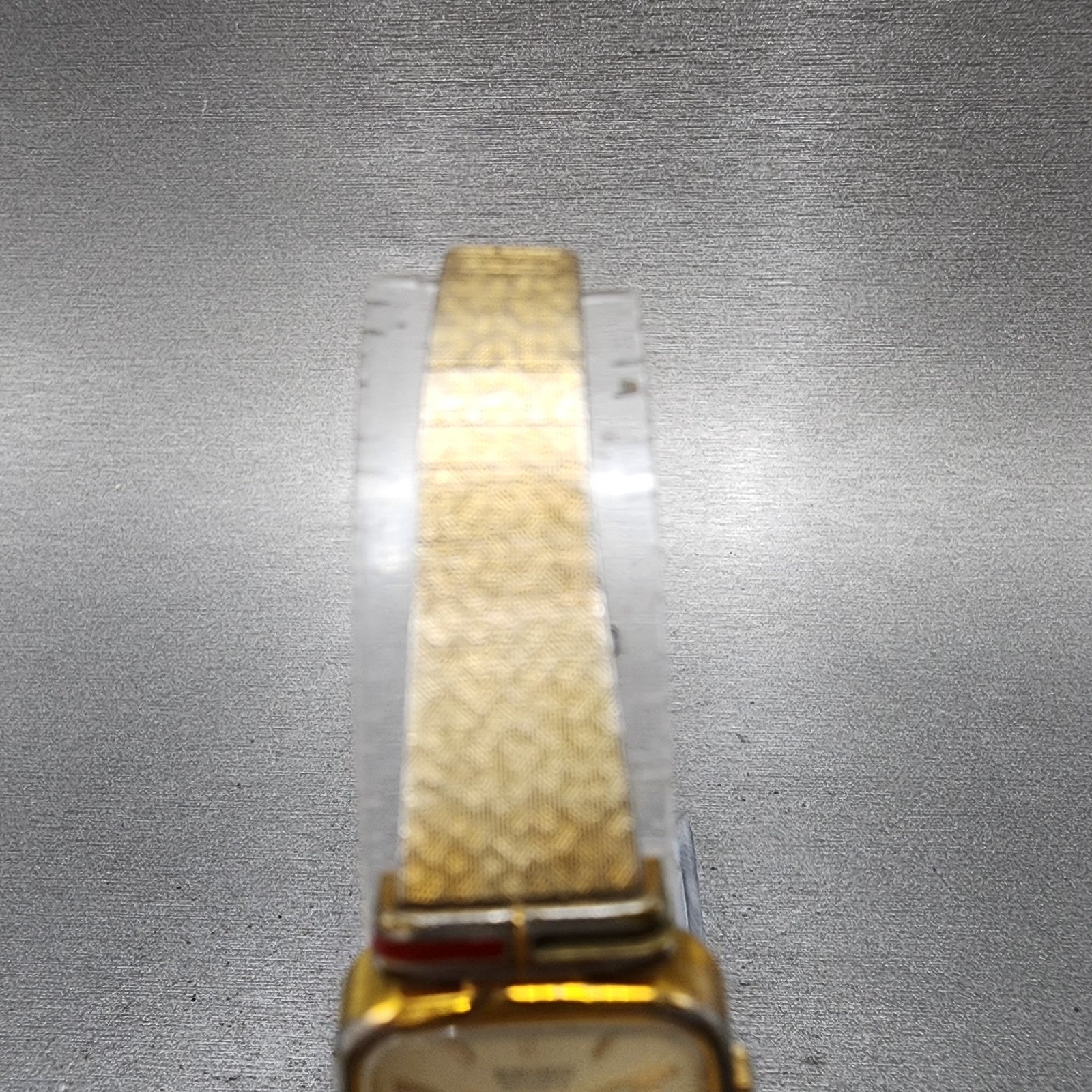 Seiko Watch Women 18mm Champagne Dial Gold Tone Rectangle 23206800 New Battery4