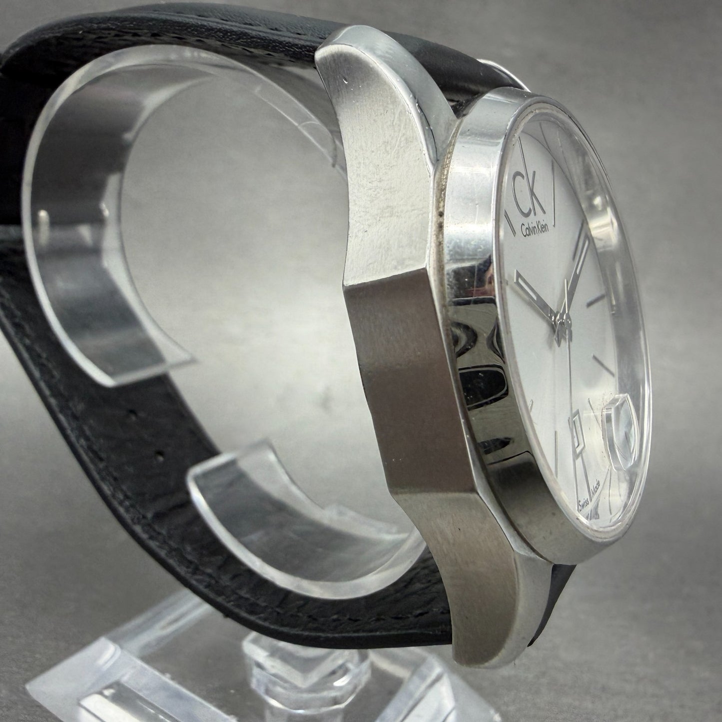 Calvin Klein Watch Men 42mm Silver Dial Steel Date Round K77411 New Battery3