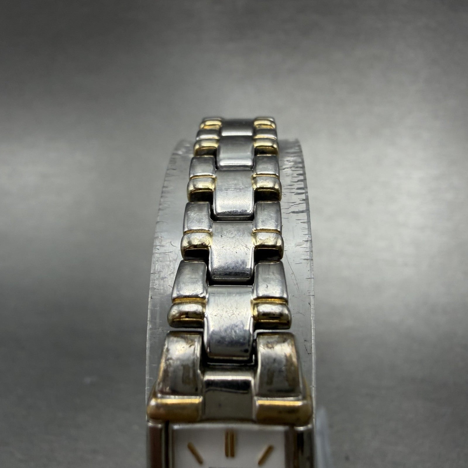 Seiko Tank Watch Women 13mm White Dial two Tone Rectangle V220-0ab0 New Batt OH74