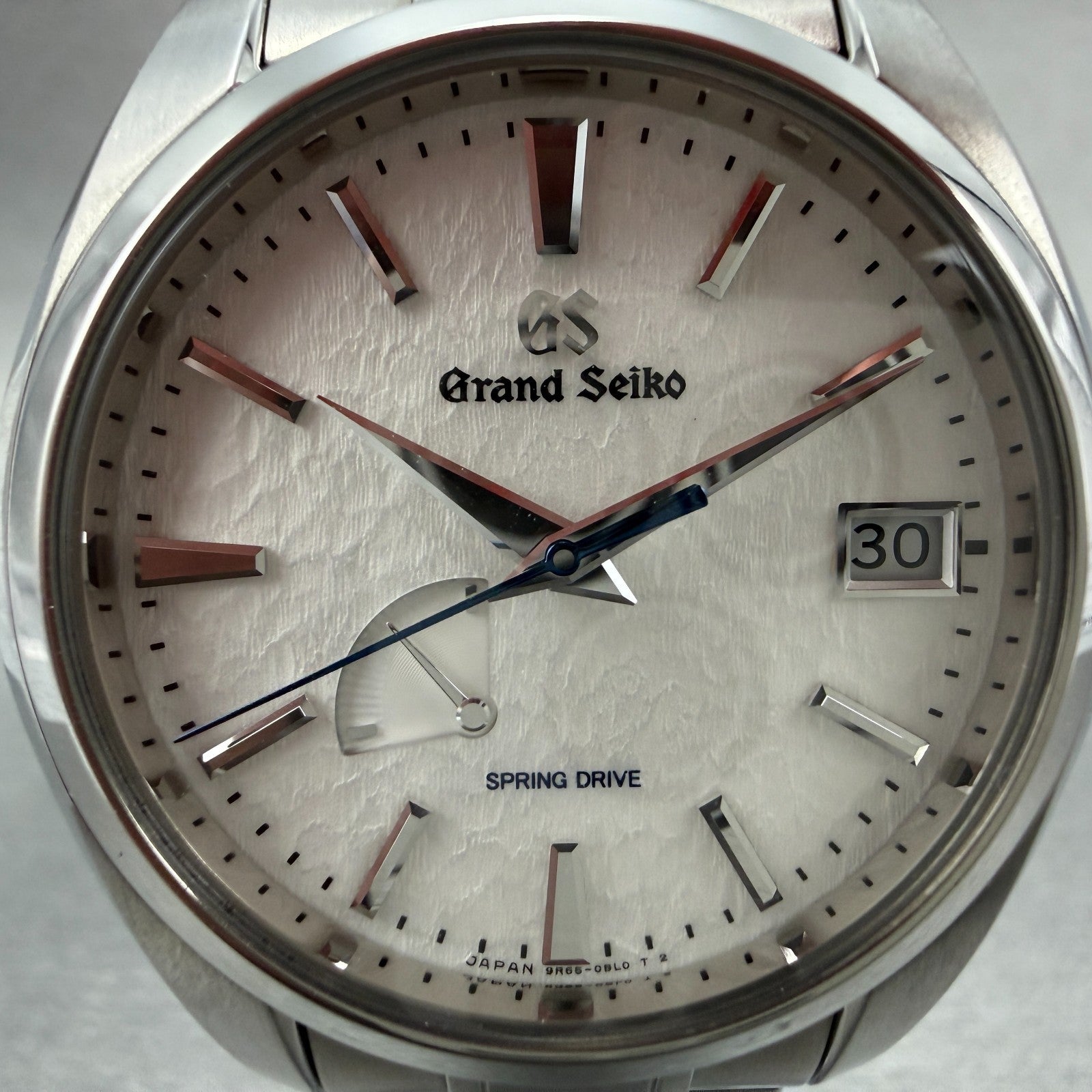 Grand Seiko Snowflake Watch Men 41mm White Dial Titanium Spring Drive SBGA2112