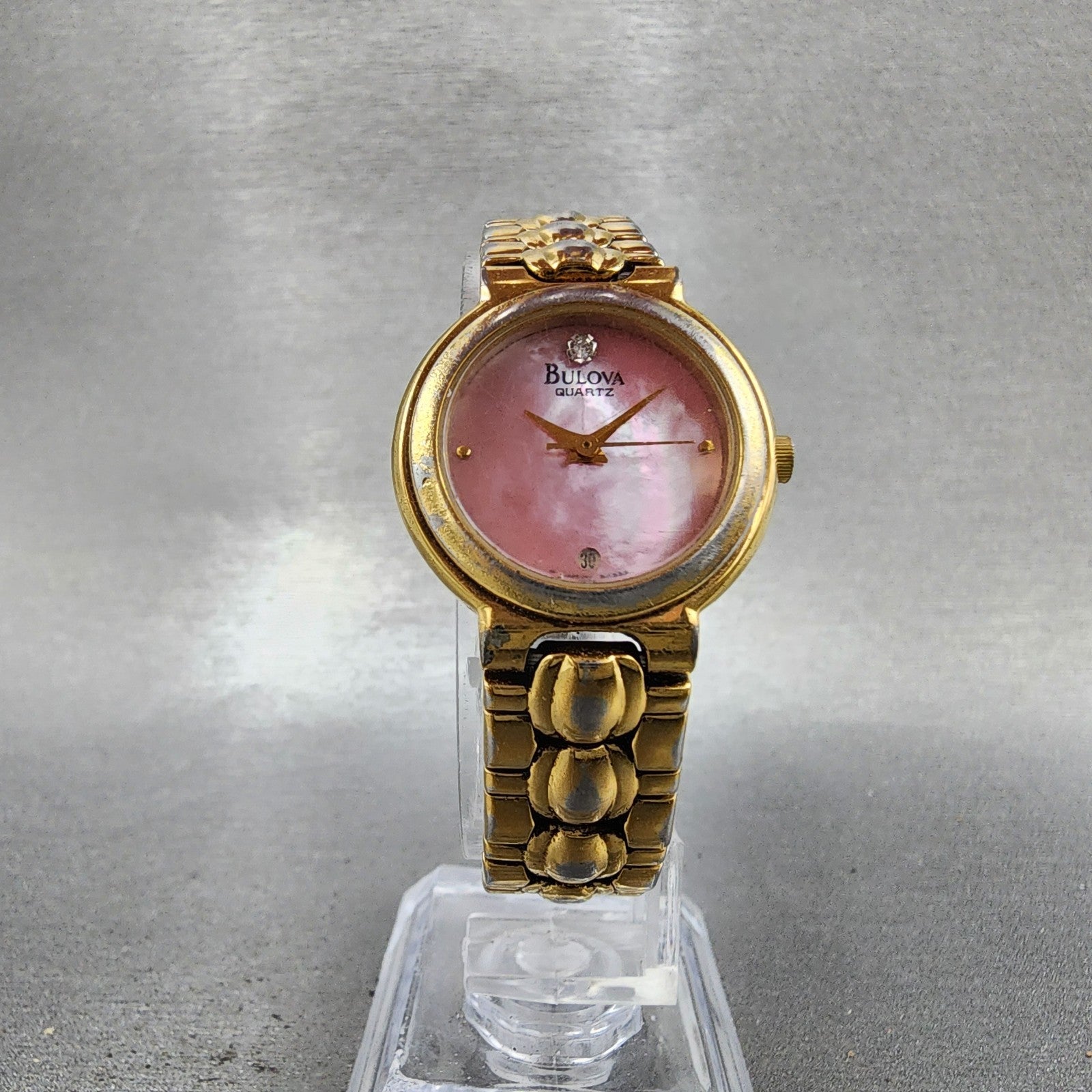 Bulova Diamond Watch Women 24mm MOP Dial Gold Tone Date 57p36 New Battery5