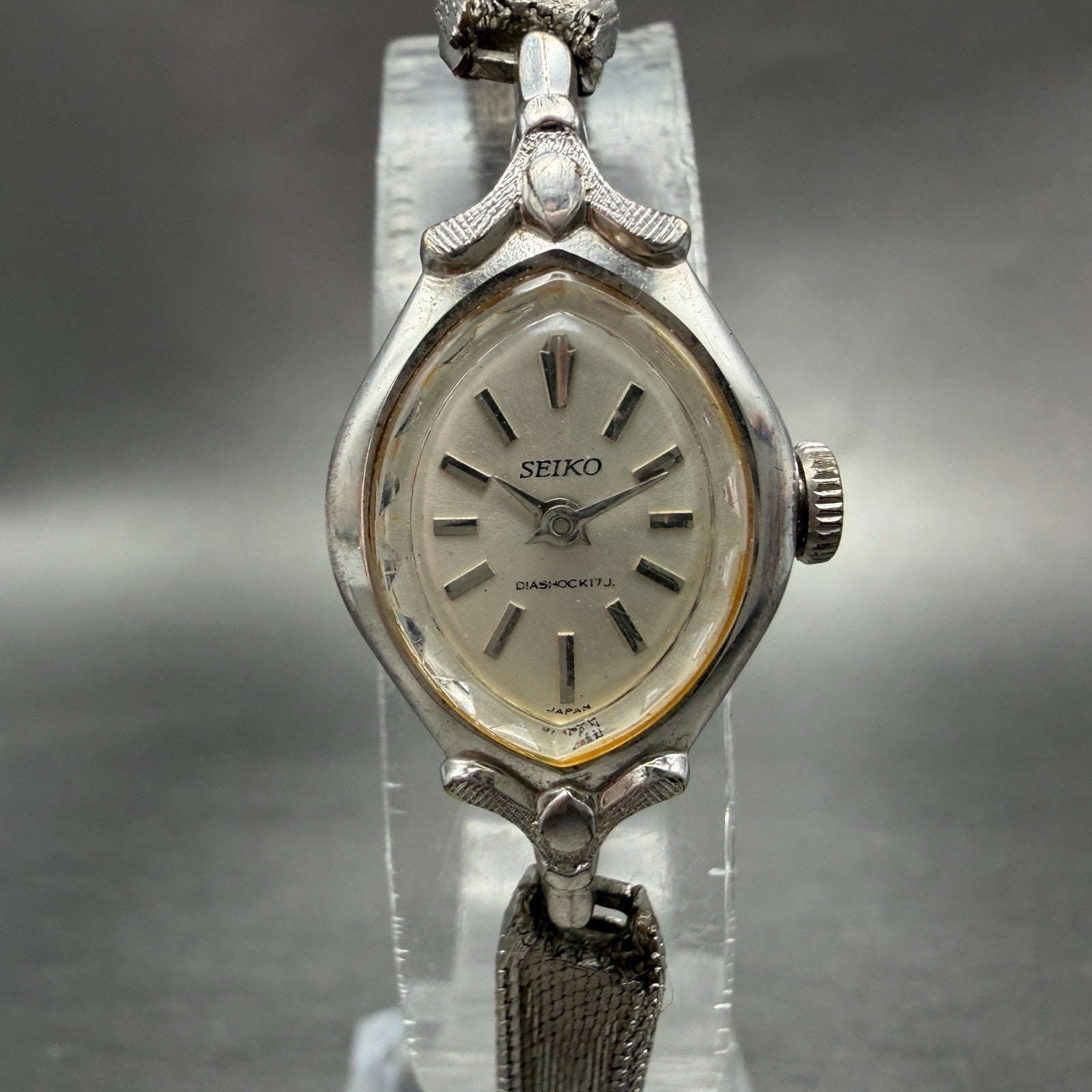 Seiko Watch Women 17mm Silver Dial Silver Tone Oval Manual 21-7320 Runs Vintage0