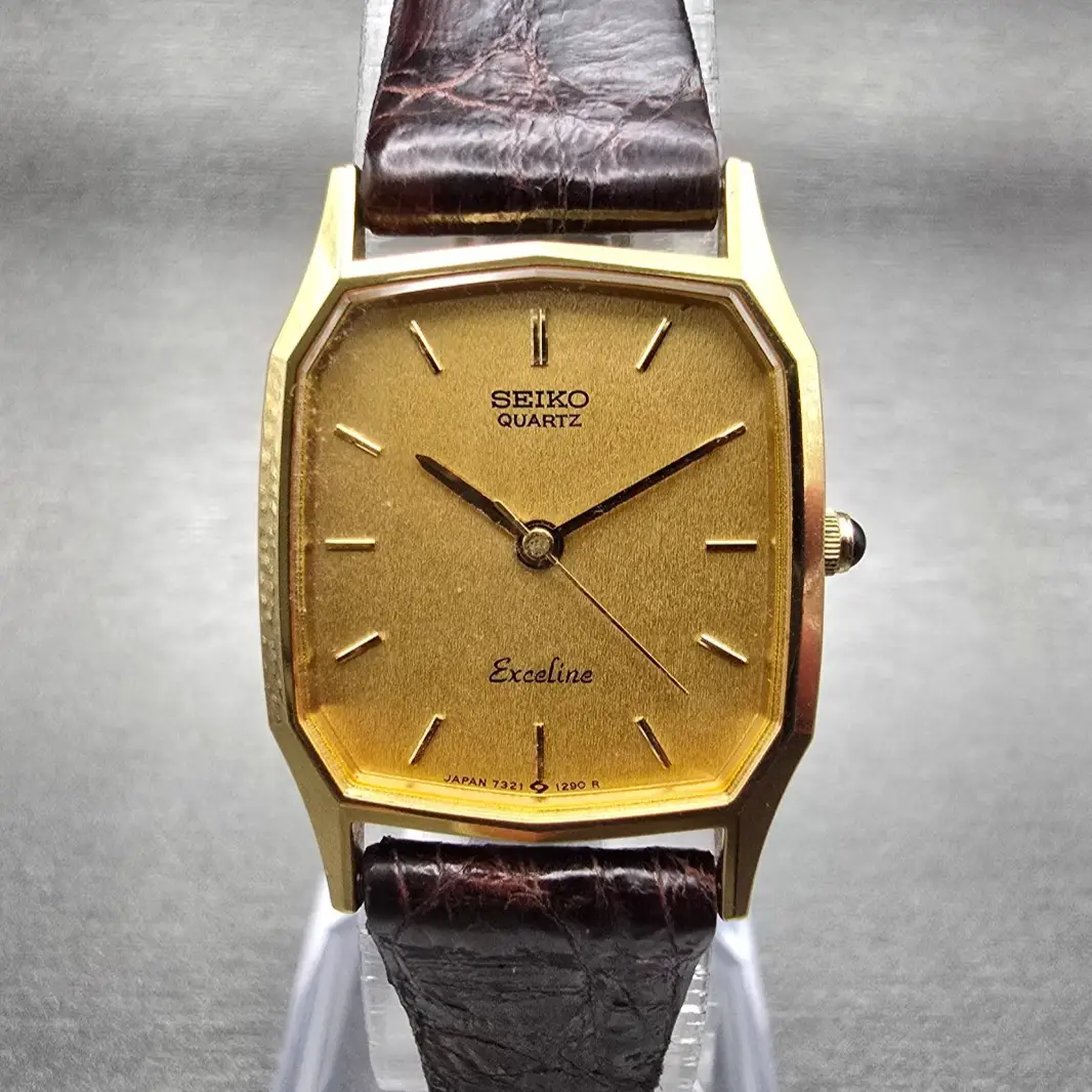 Seiko Exceline Watch Women 21mm Gold Dial Gold Tone Rectangle c New Batt0