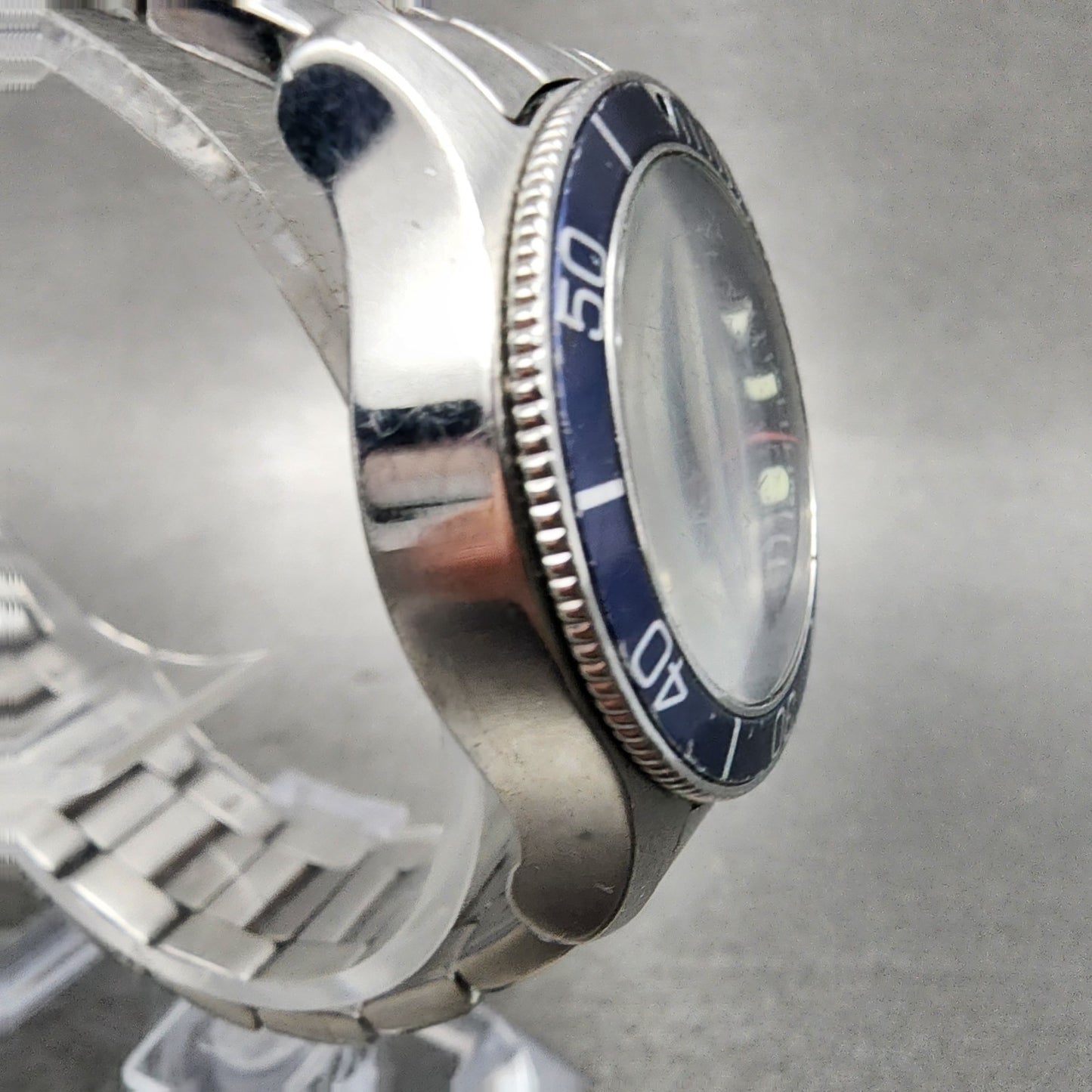 Wenger Battalion Dive Watch Women 31mm Blue Dial Silver Tone Date Round New Batt3