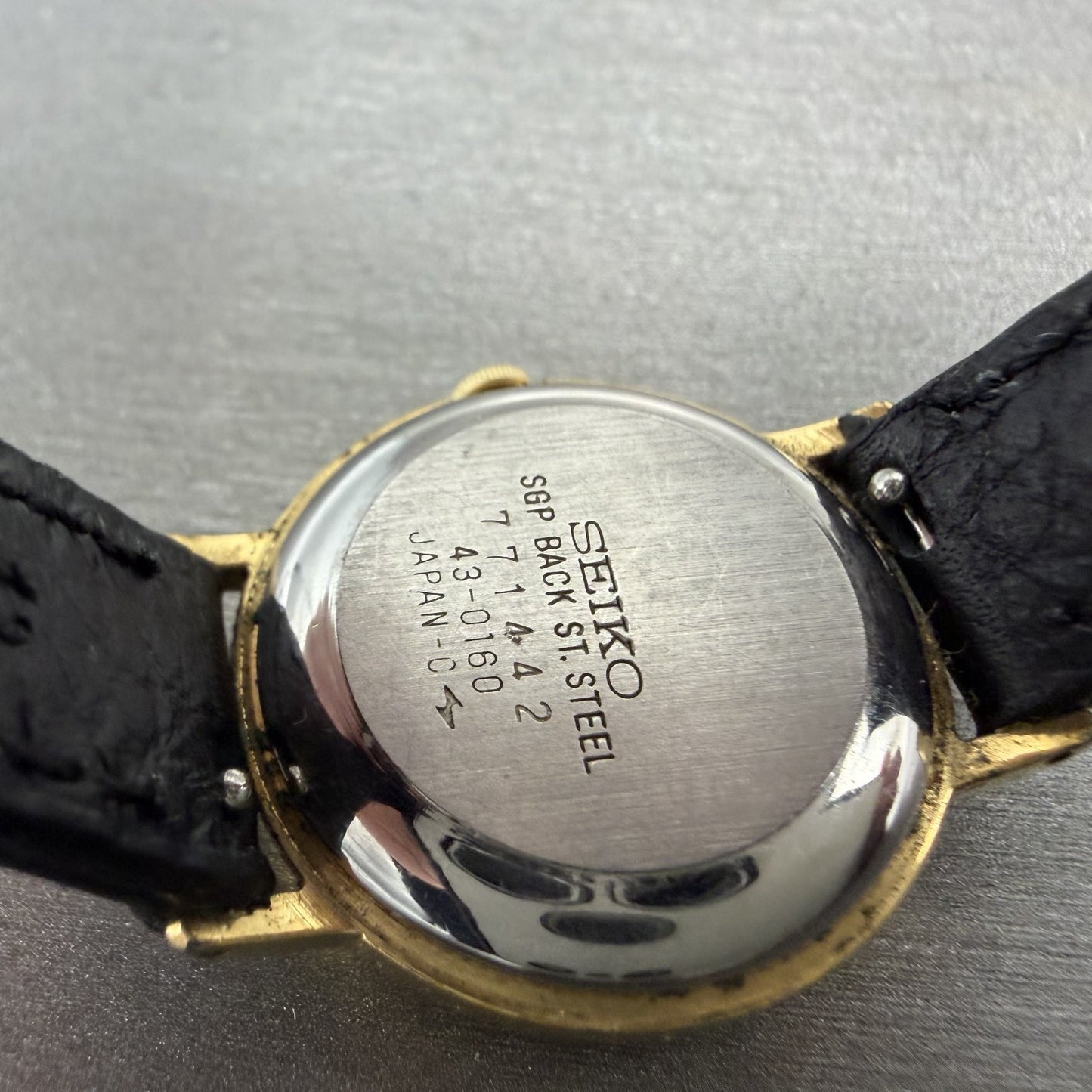 Seiko Watch Women 25mm Silver Dial God Tone Round Vintage 43-0160 New Battery9