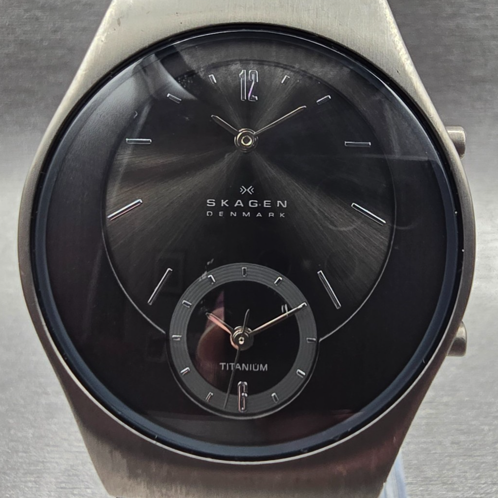 Skagen Watch Men 37mm Gray Dial Titanium Dual Time Round 733XLTTM New Battery1