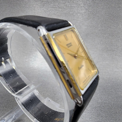 Seiko Exceline Tank Watch Women 19mm Gold Dial Two Tone Rectangle New Battery3