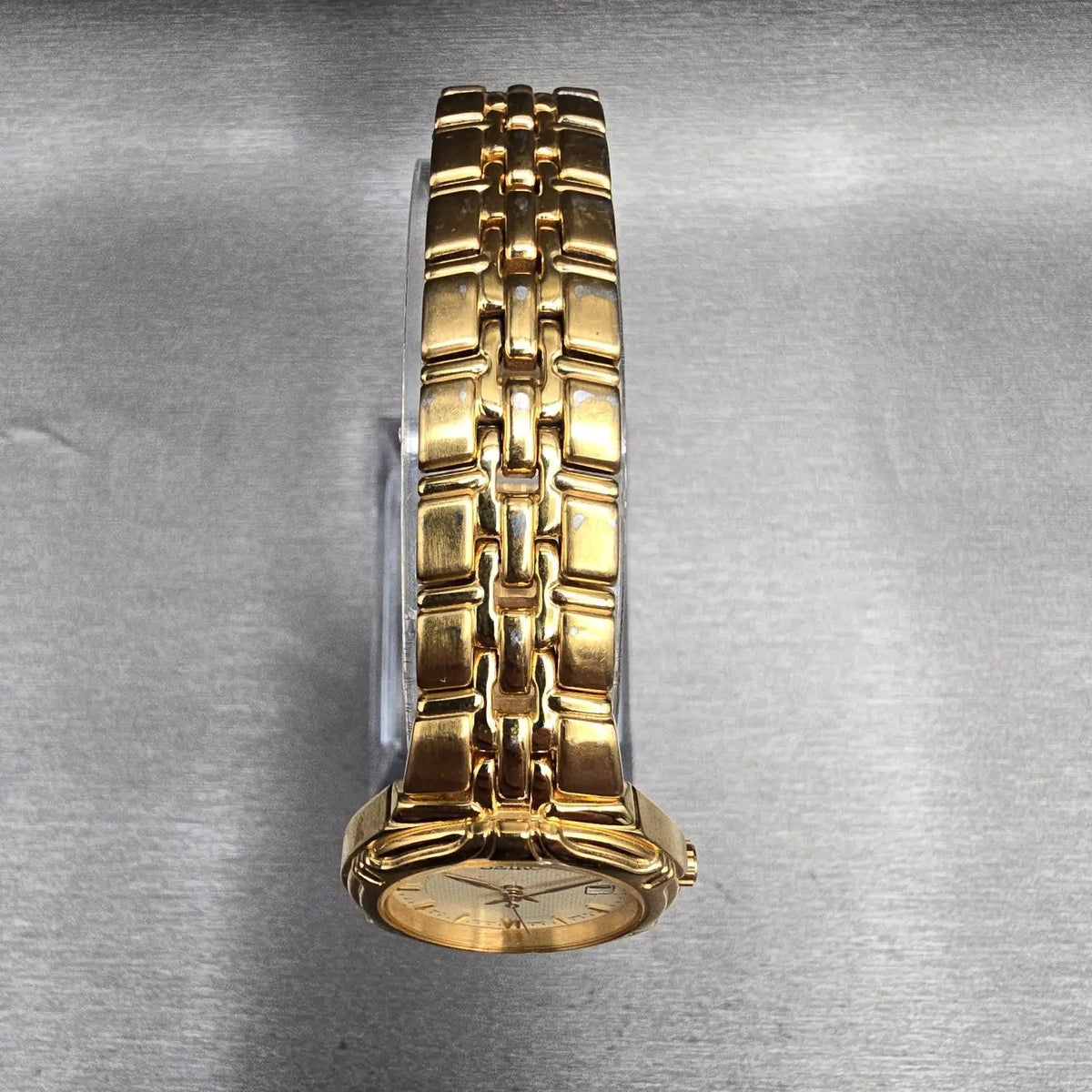 Seiko Watch Women 26mm Cream Dial Gold Tone Date Round 7N82-0AT0 New Battery JP4