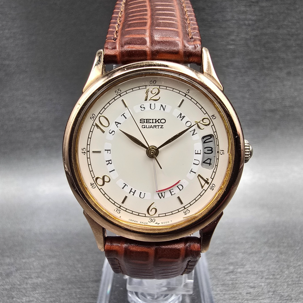 Seiko Watch Men 32mm Ivory Dial Gold Tone Daydate Round 6F26-6009 New Battery0