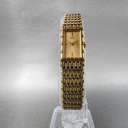 Seiko Tank Watch Women 12mm Champagne Dial Gold Tone 2e205079 New Battery5