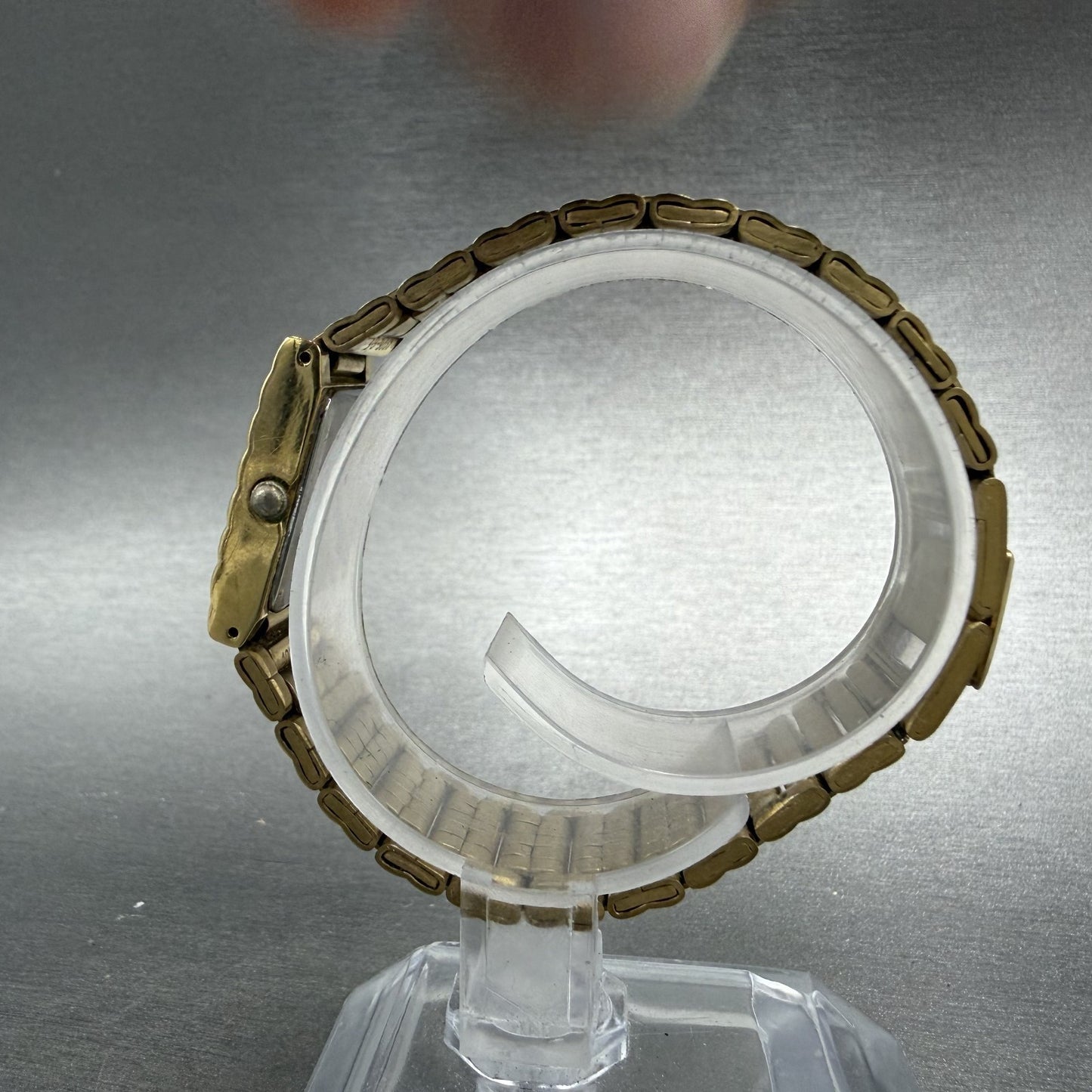 Seiko Tank Watch Women 16mm Champagne Dial Gold Tone Rectangle 1N01-5A69 New Bat6