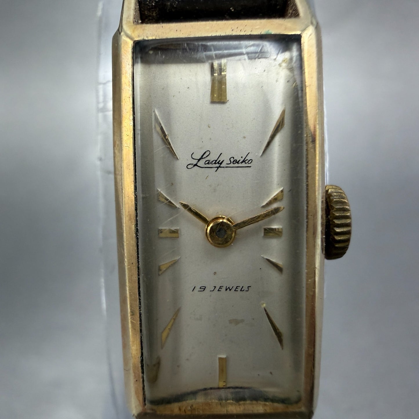 Seiko Lady Seiko Tank Watch Women 12mm White Dial Gold Tone Manual 4018 Runs1