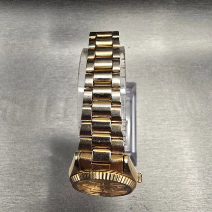 Seiko SQ Watch Women 24mm Gold Dial Gold Tone Daydate Round 3E23-0A60 New Batt 64